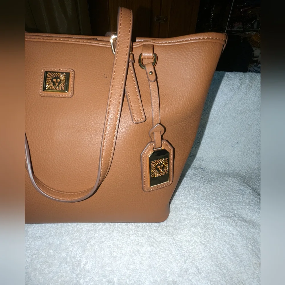 Anne Klein fashionably functional